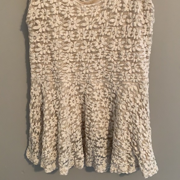 Pins & Needles White Lace Tank - Medium - Picture 3 of 7